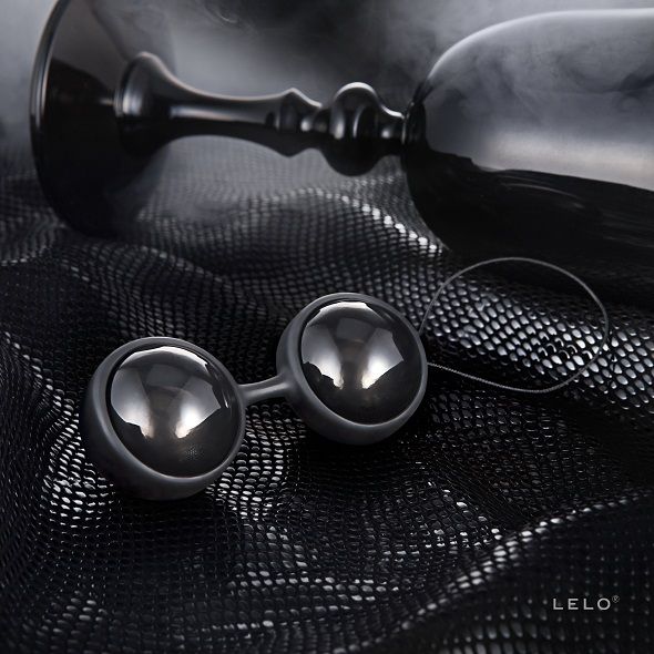 LELO Luna Beads Noir Balles Kegel — accessoires inclus