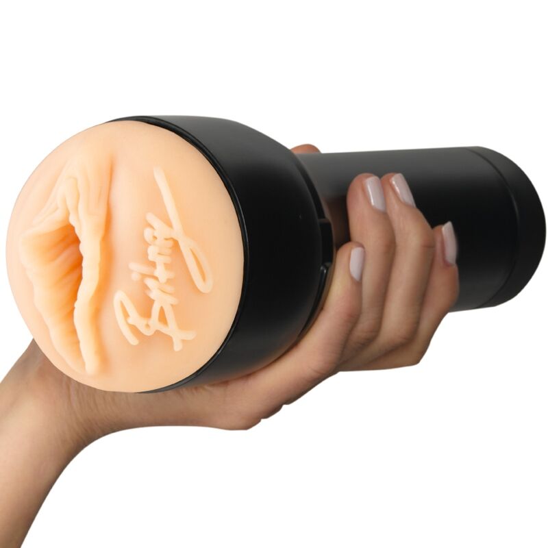 KIIROO Feel Britney Amber Masturbateur — vue arrière
