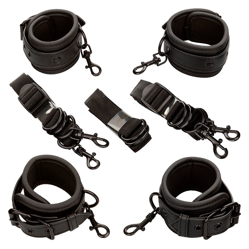 CALEXOTICS Nocturnal Ceinture Lit Réglable Cuir Noir — vue détaillée