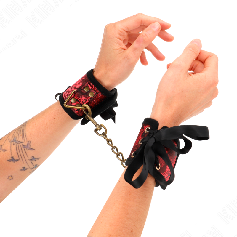 KINK WRIST RESTRAINT Attache-Poignets Scandal Détails Dentelle Rouge-Noir 24,5... — vue alternative