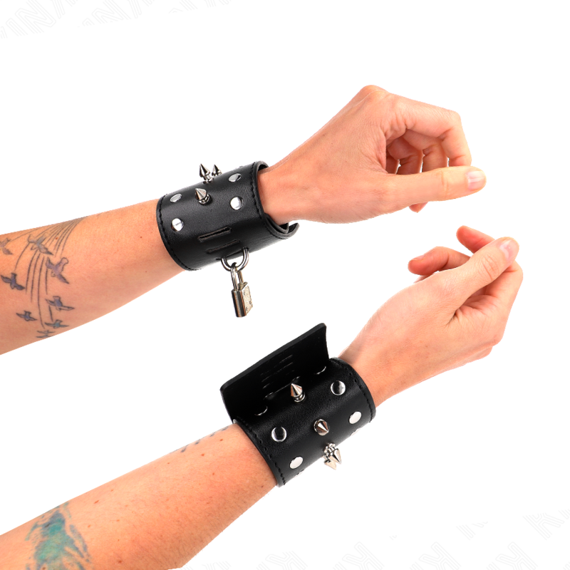 KINK WRIST RESTRAINT Appareils-Poignets Punk Pointes 25 X 6 Cm — vue alternative