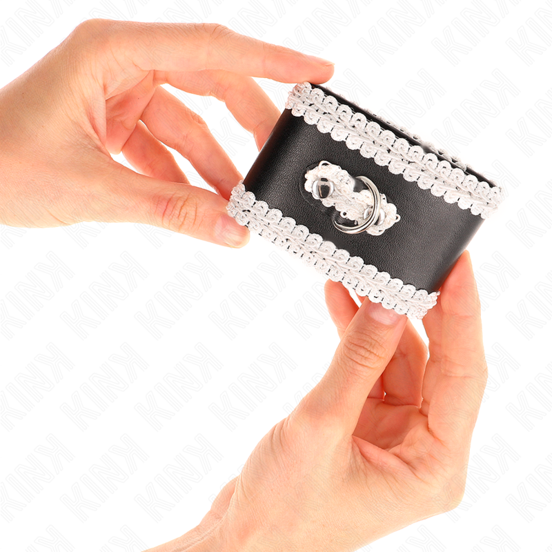 KINK WRIST RESTRAINT Appui-Poignets Noir Dentelle Décorée Blanche Réglable 20-... — vue arrière