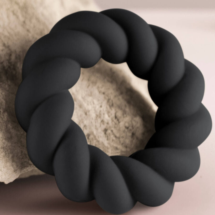 ROCKS-OFF ANNEAU MASTURBATION SILICONE NOIR TWIST — accessoires inclus