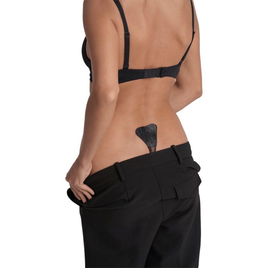 BYE BRA - UNDERWEAR Tanga Adhesivo Encaje Negro Talla Única — vue détaillée