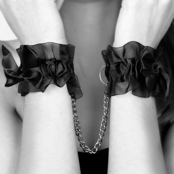 BIJOUX INDISCRETS Indiscrets Frou Frou Menottes Organza — vue alternative