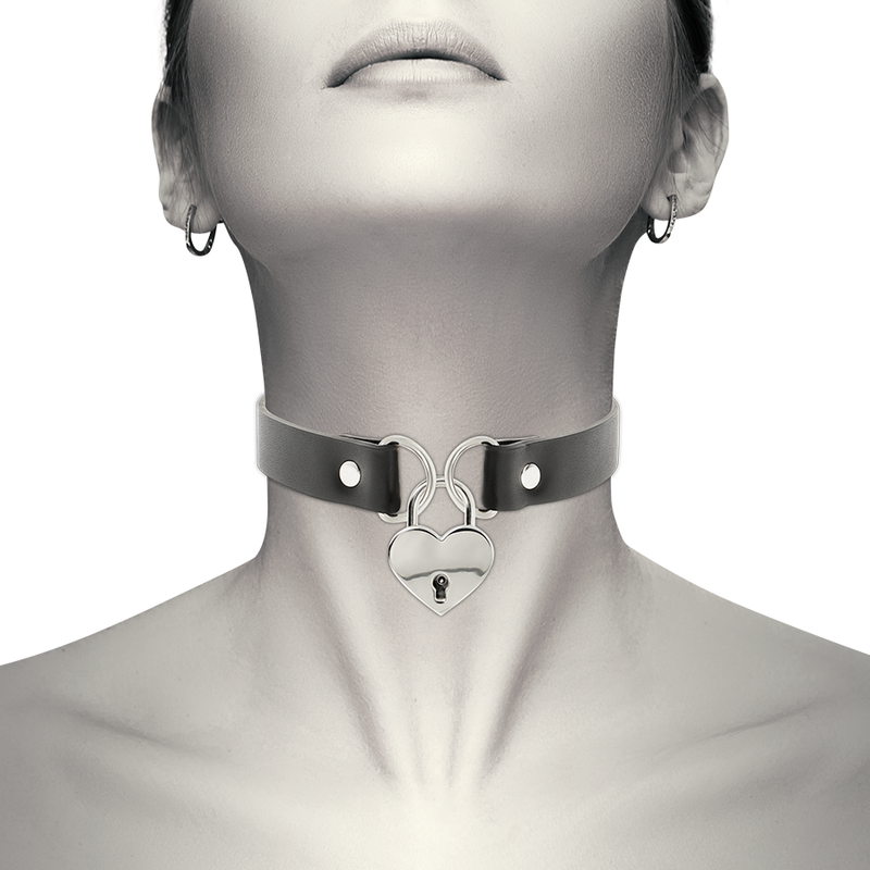 COQUETTE ACCESSORIES Collier Cuir Vegan Accessoire Coeur Cl? — vue détaillée